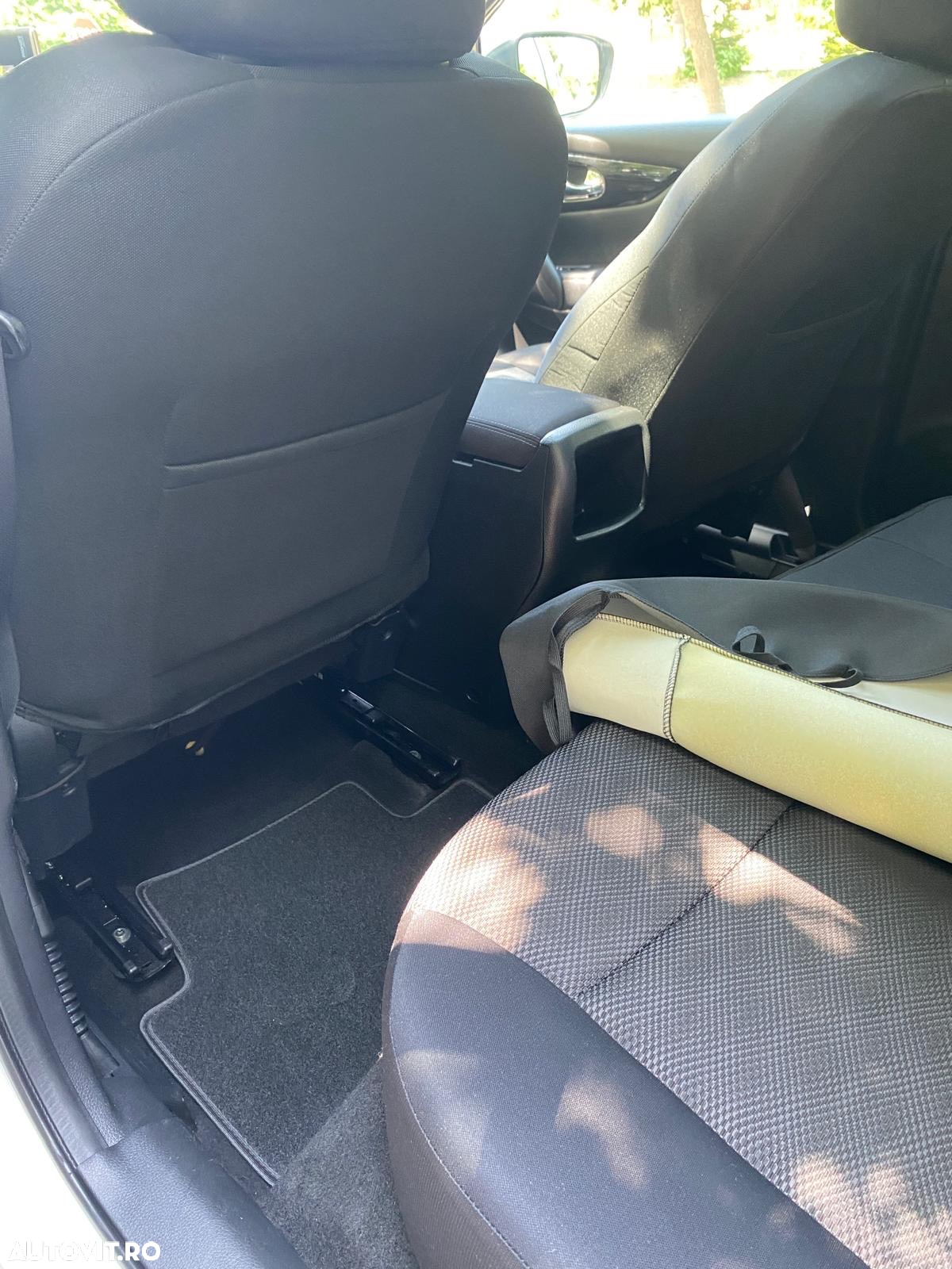 Nissan Qashqai 1.2 DIG-T Start/Stop N-Connecta - 8