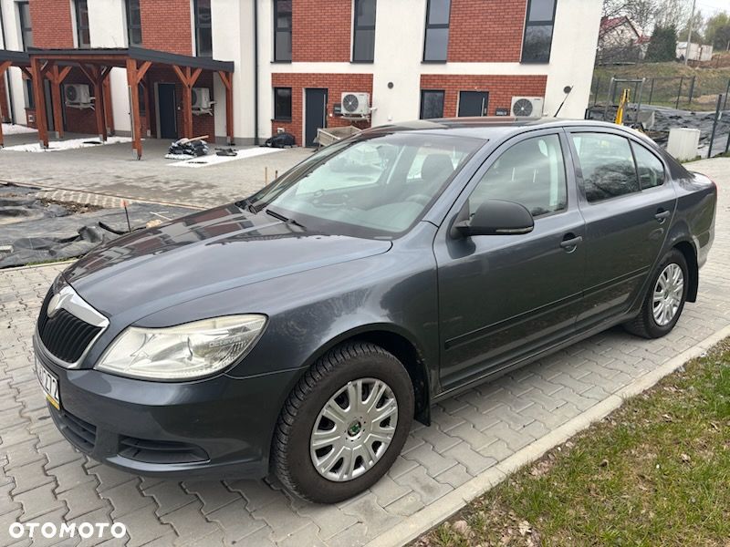 Skoda Octavia 1.6 Mint - 3