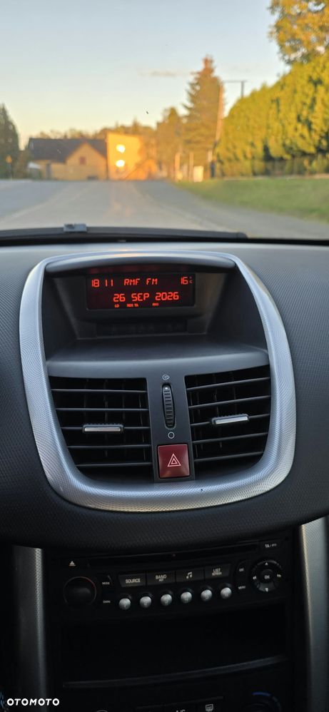 Peugeot 207 - 20