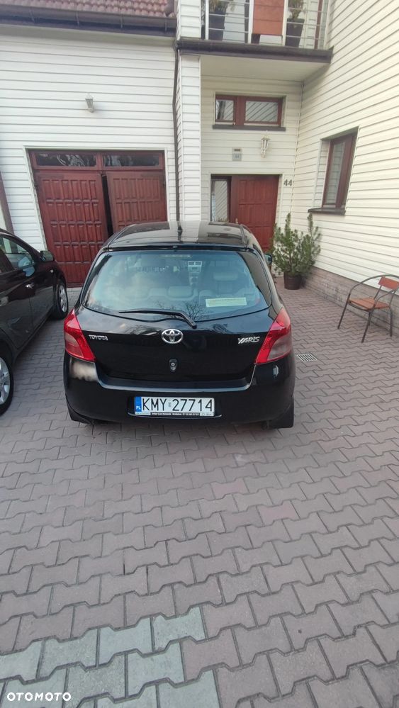Toyota Yaris - 5