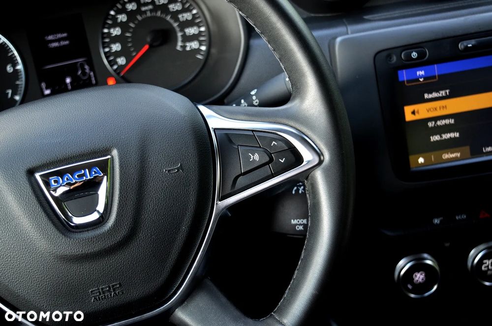 Dacia Duster 1.6 SCe Prestige - 36