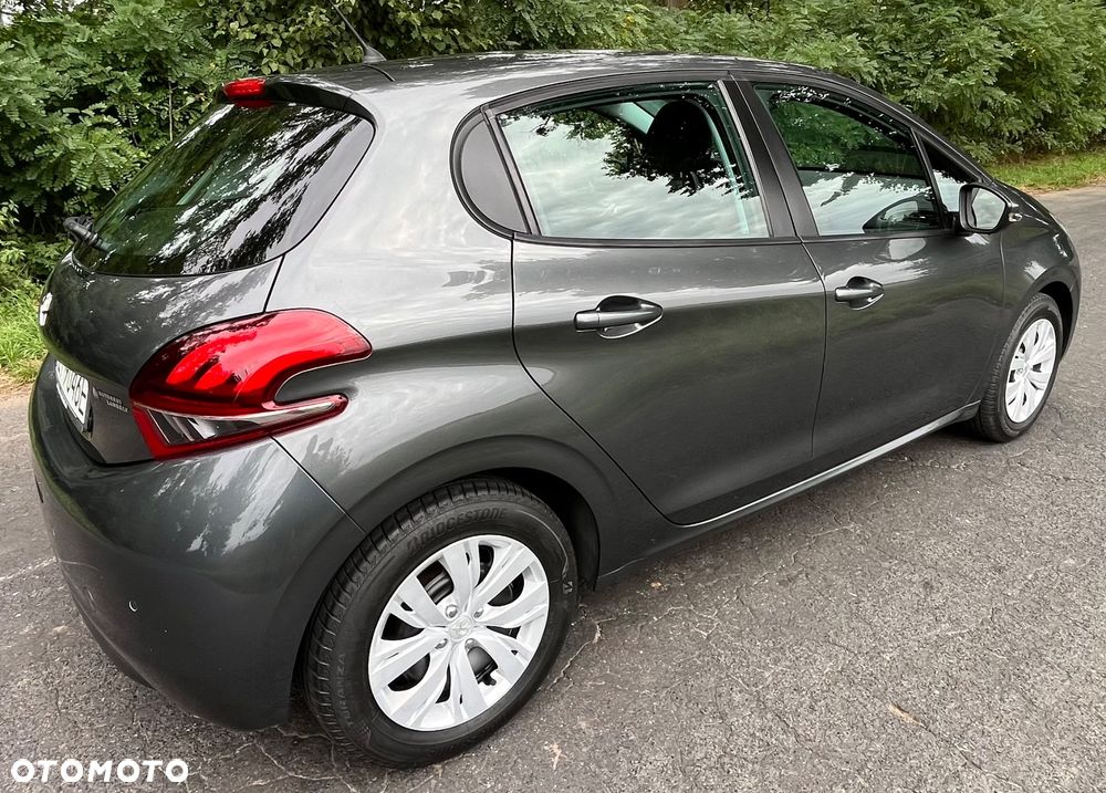 Peugeot 208 PureTech 82 Active - 8