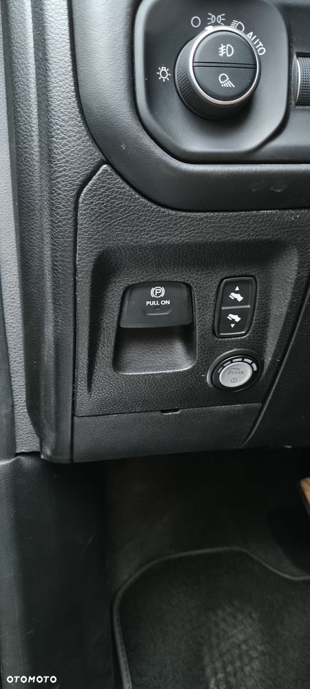 RAM 1500 5.7 Crew Cab Longhorn - 22