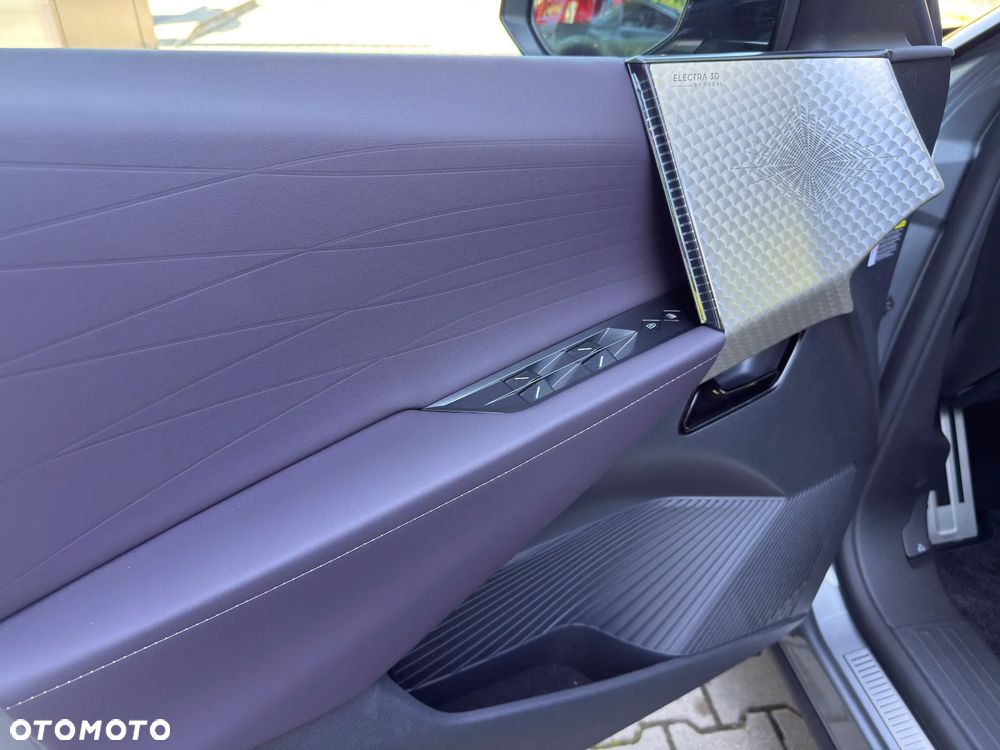 DS Automobiles N°7 1.2 mHEV La Premiere eDCS6 - 22