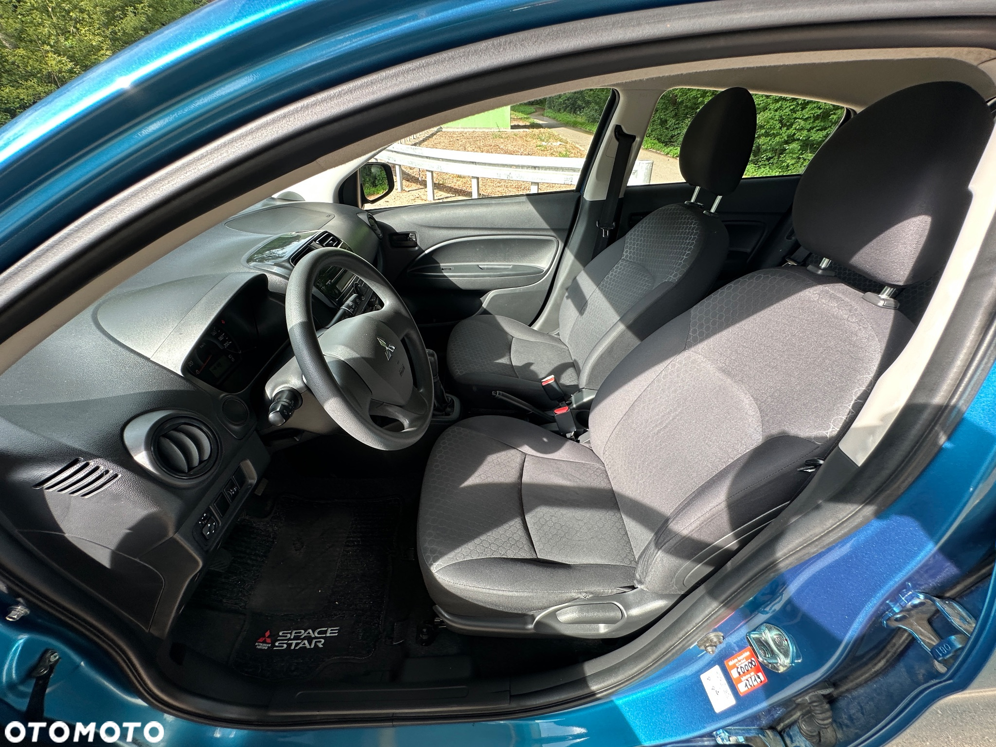 Mitsubishi Space Star - 18