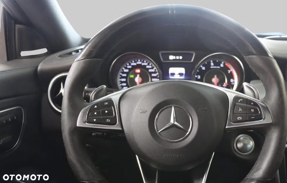 Mercedes-Benz CLA AMG 45 4-Matic - 20