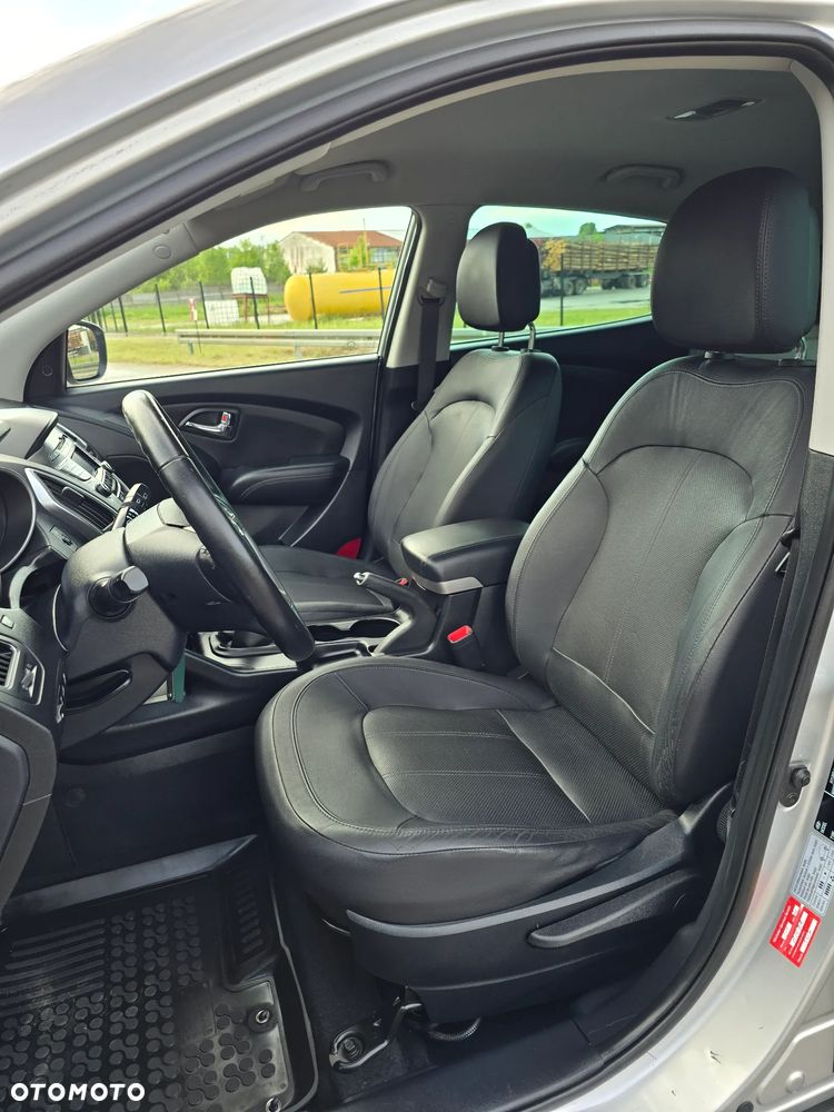 Hyundai ix35 2.0 CRDi 4WD Premium - 13