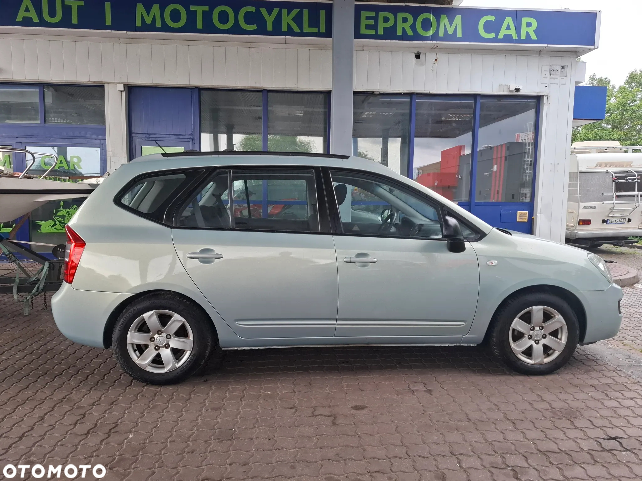 Kia Carens 2.0 EX - 7