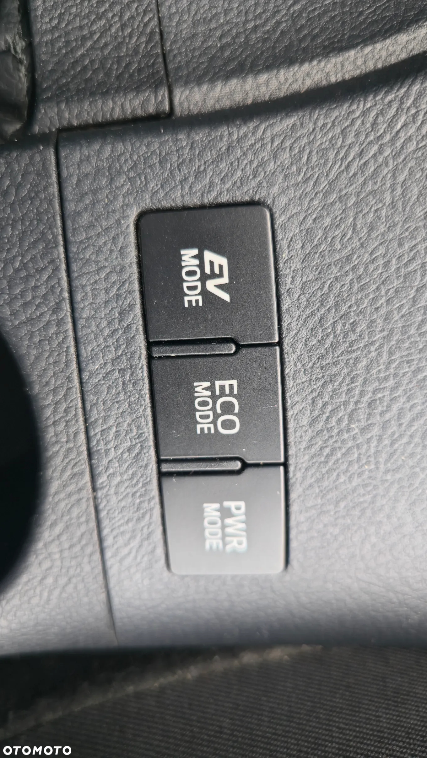 Toyota Auris - 25