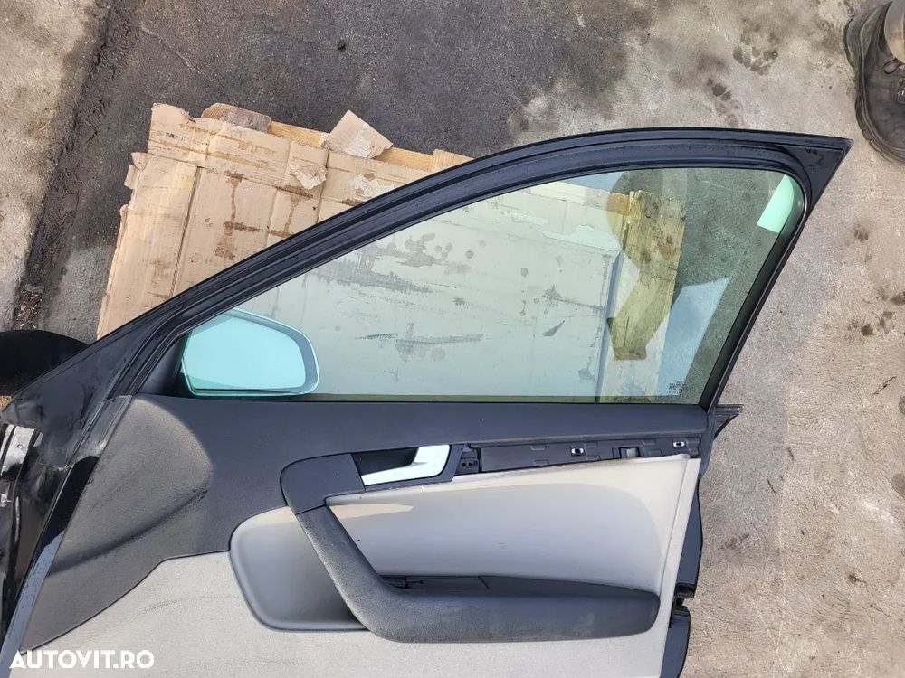 Usa dreapta fata complecta fara oglinda pentru Audi A3 din  2006 - 4