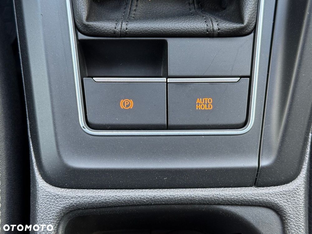Volkswagen Golf VIII 1.5 TSI EVO Life - 28