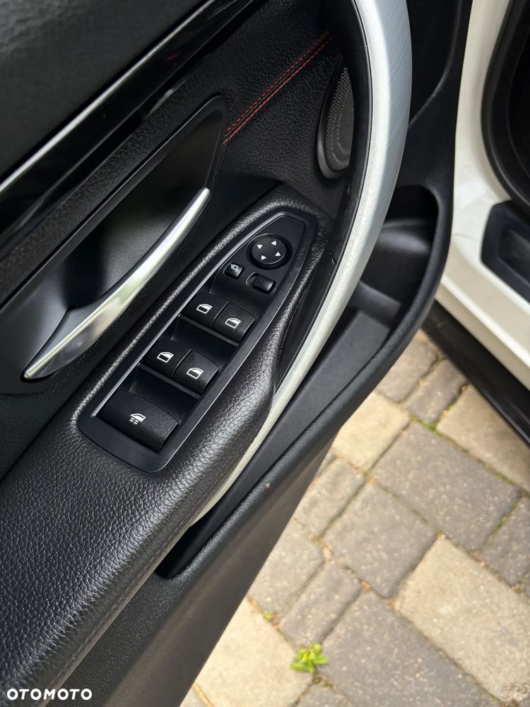 BMW Seria 4 435i xDrive Sport Line - 31