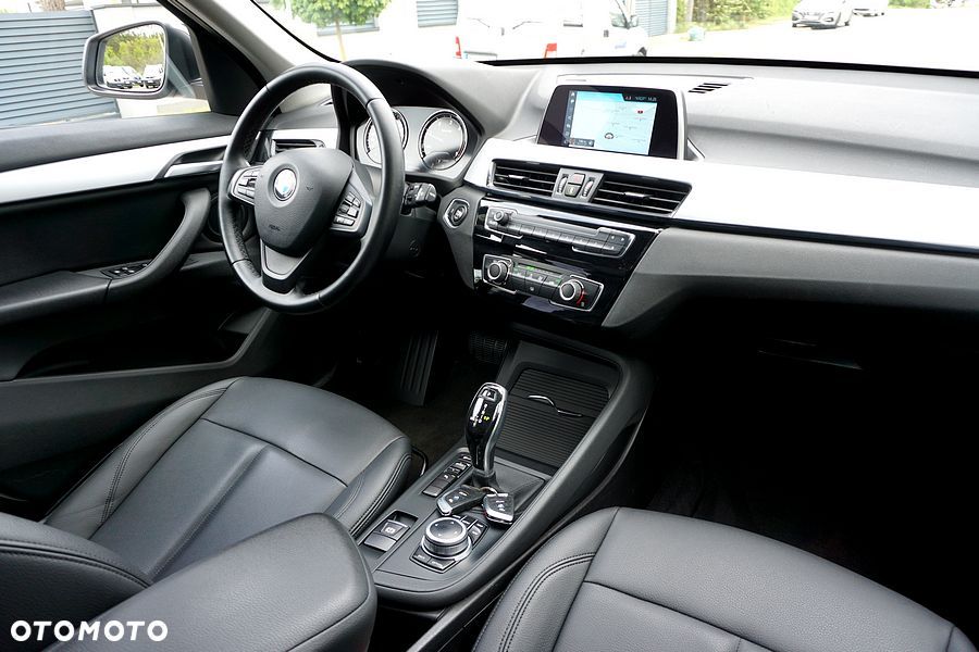 BMW X1 sDrive18d xLine sport - 27