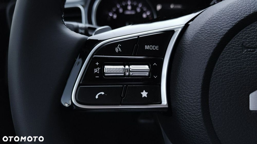 Kia XCeed - 18