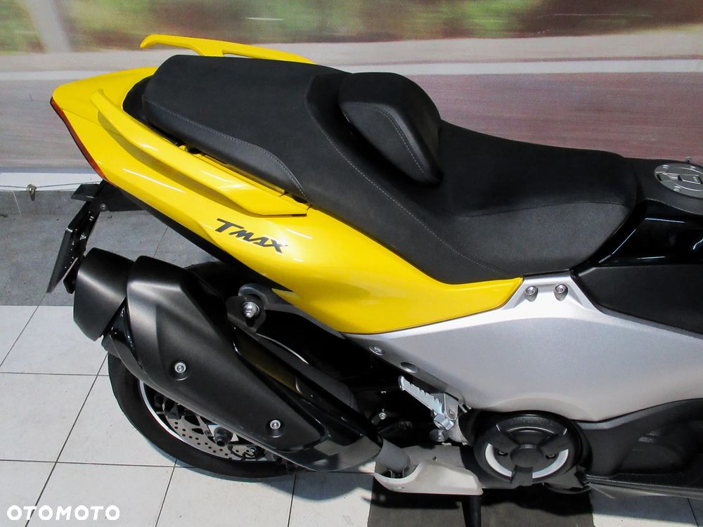Yamaha Tmax - 19