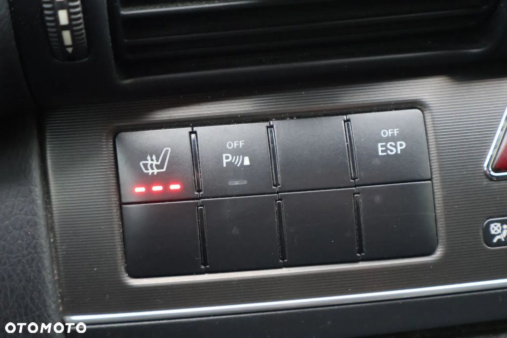 Mercedes-Benz Klasa C 180 Kompressor Automatik - 12