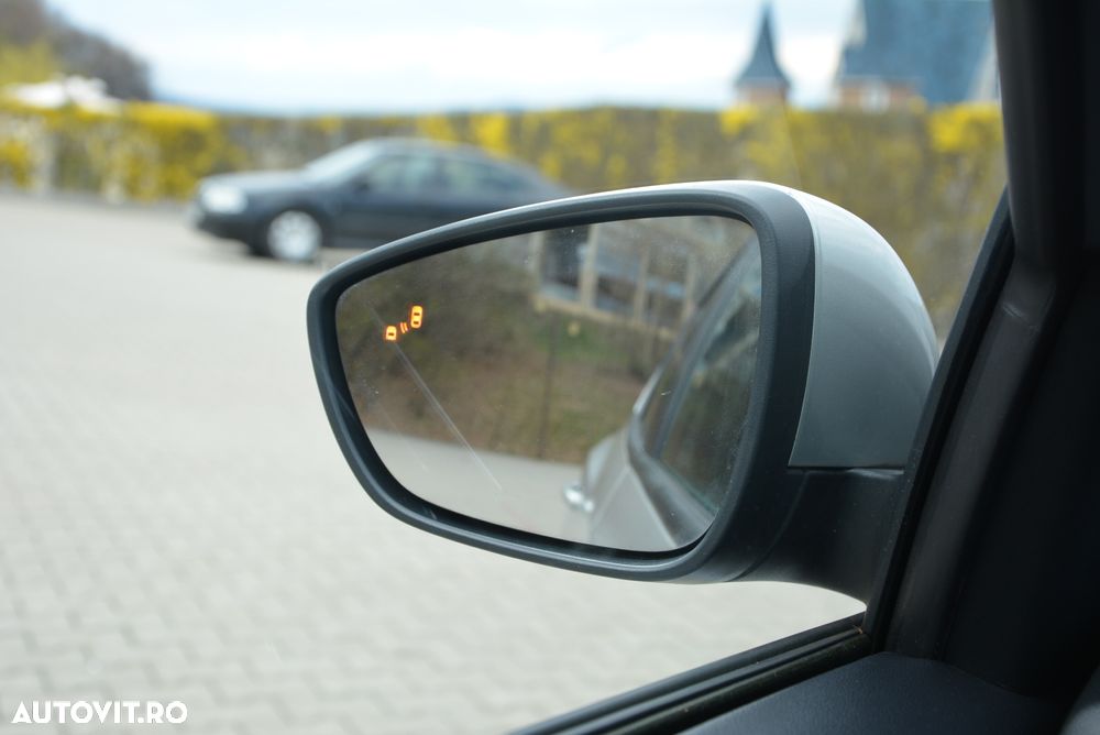 Ford Focus 1.0 EcoBoost Hybrid ST-LINE STYLE - 18