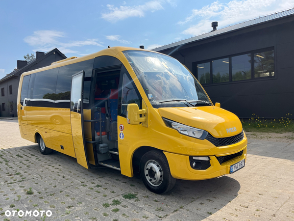 Iveco Rosero First