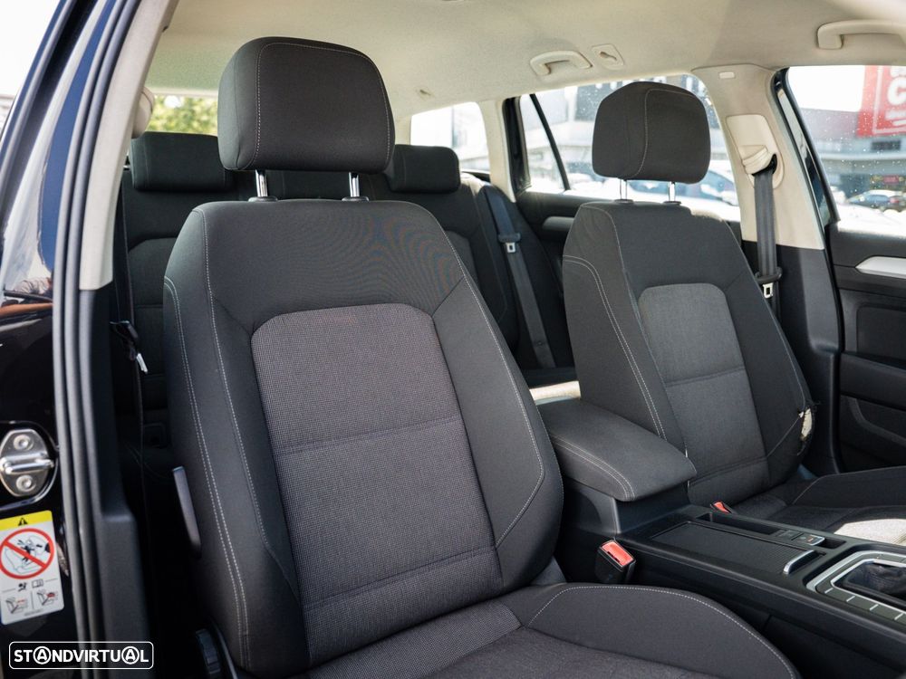 VW Passat Variant 2.0 TDI Confortline DSG - 16