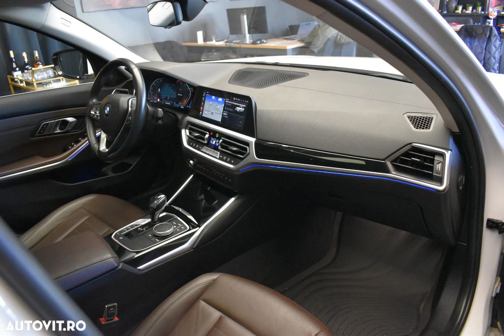 BMW Seria 3 320d AT MHEV - 10