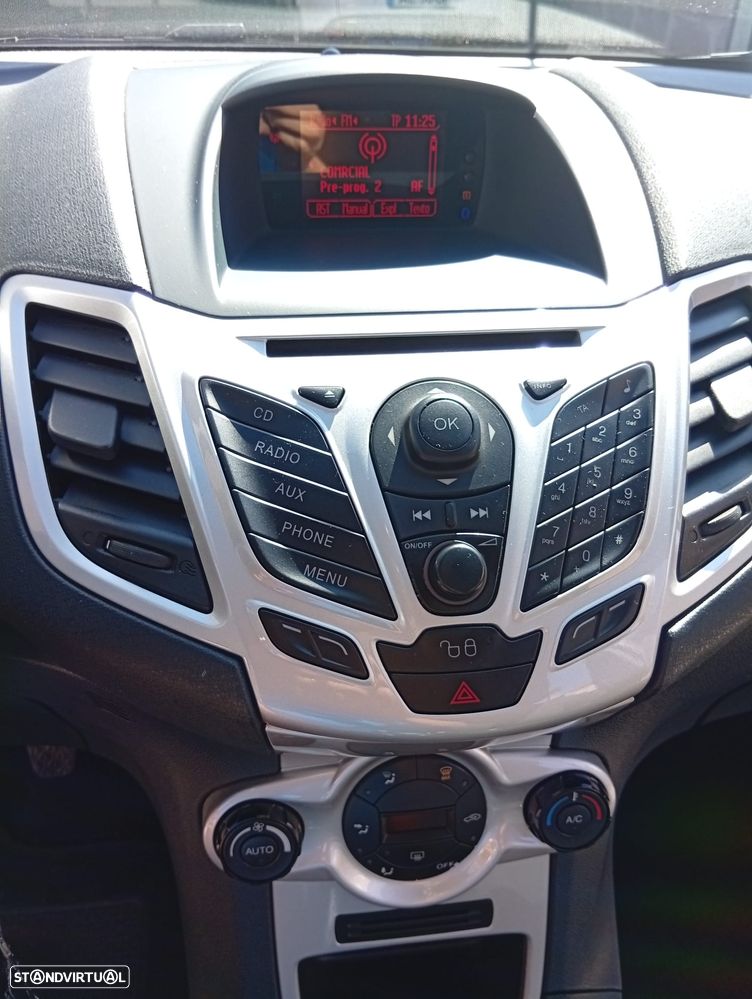 Ford Fiesta 1.4 TDCI Titanium - 7