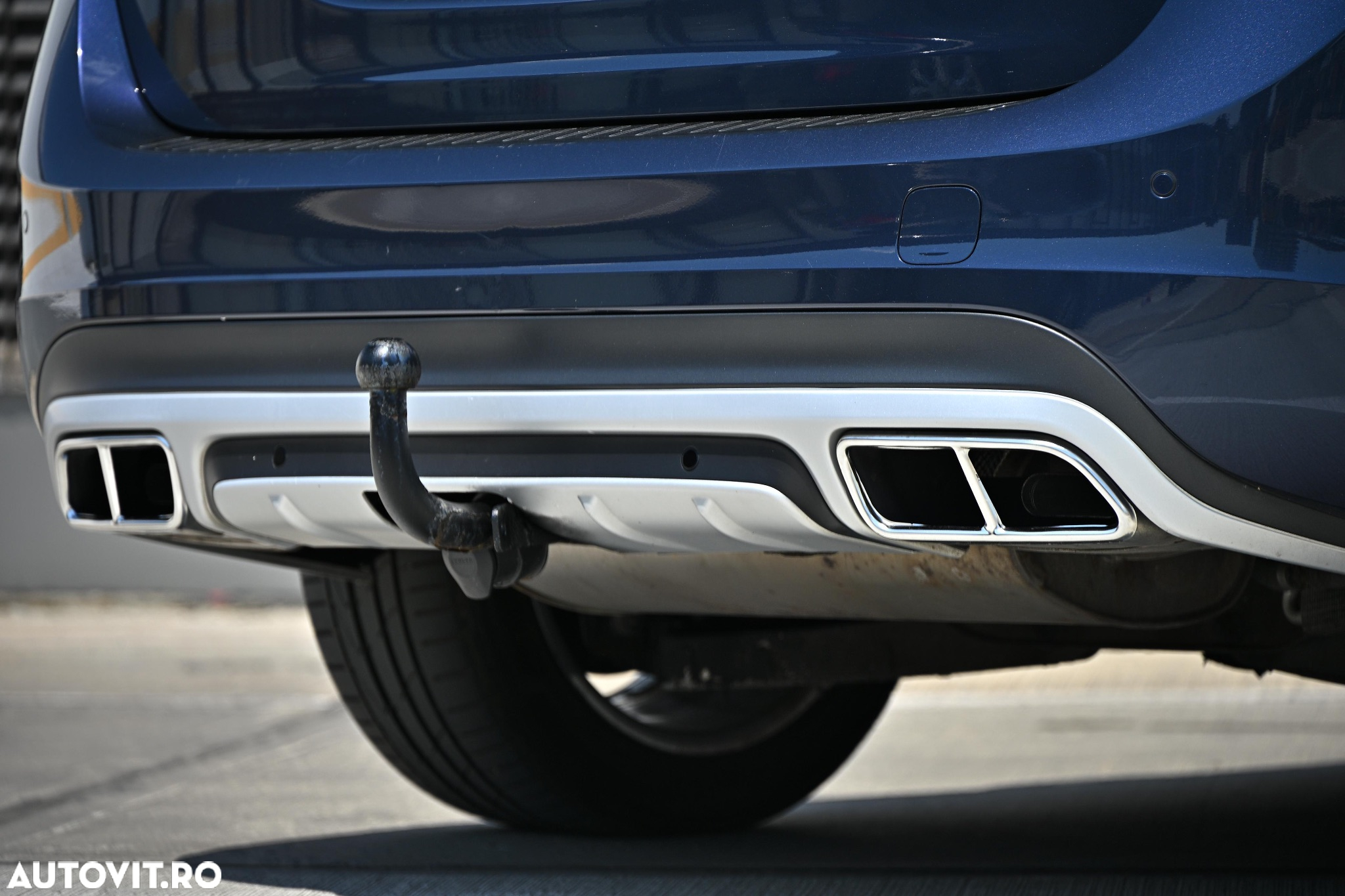Volvo V60 D6 Plug-In-Hybrid AWD Geartronic Summum - 18