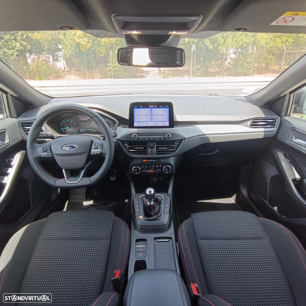 Ford Focus 1.0 EcoBoost MHEV ST-Line Style SIP - 11