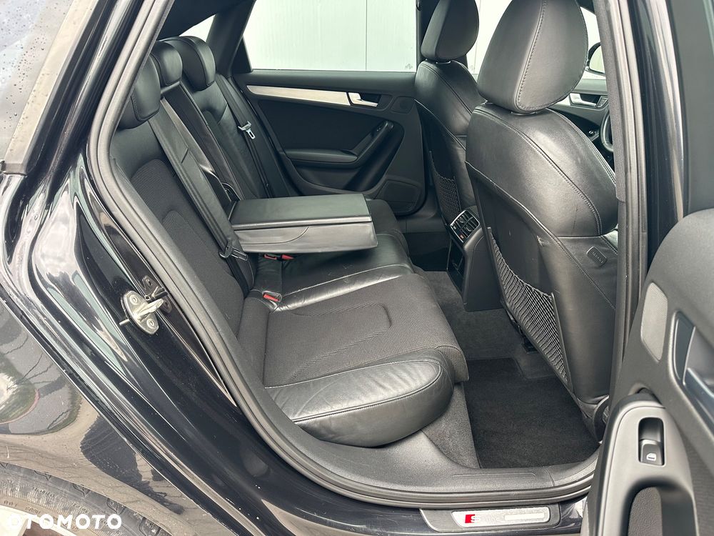 Audi A4 Limousine 3.0 TDI DPF quattro S line Sportpaket (plus) - 16