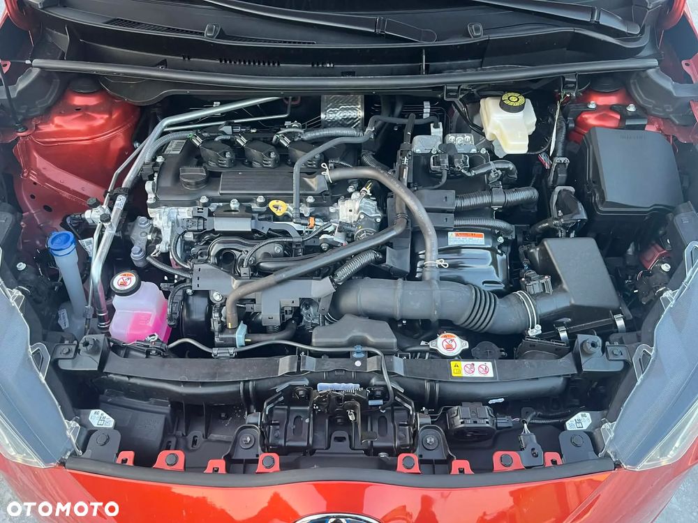 Toyota Yaris Hybrid 1.5 Style - 10