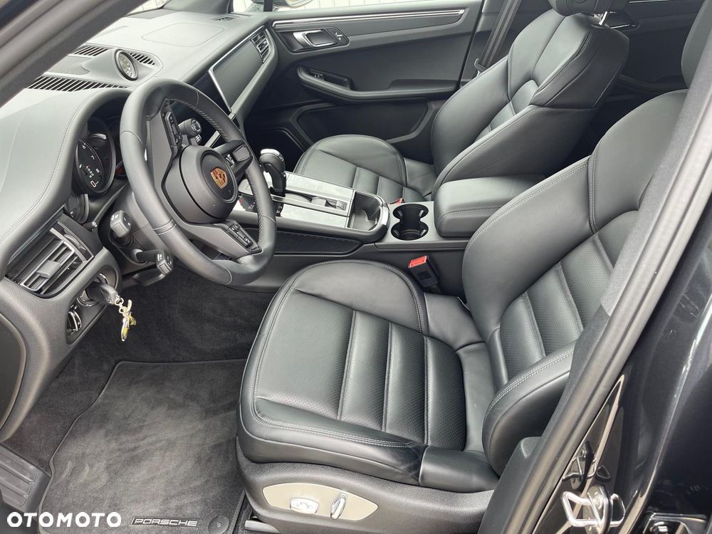 Porsche Macan T - 9
