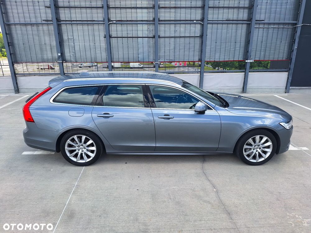 Volvo V90 T4 Momentum Pro - 8