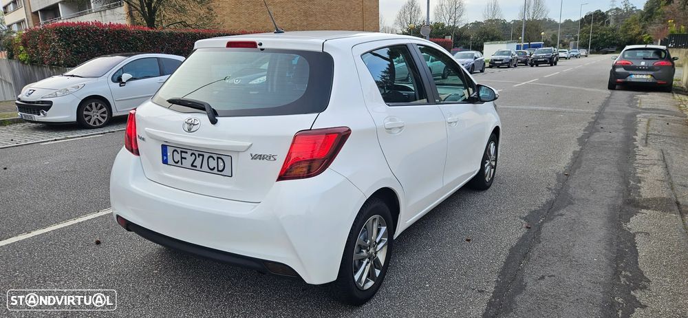 Toyota Yaris 1.33 VVT-i Edition-S - 4