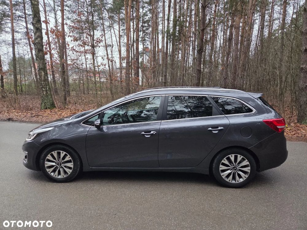 Kia Ceed 1.6 GDI Platinum Edition - 10