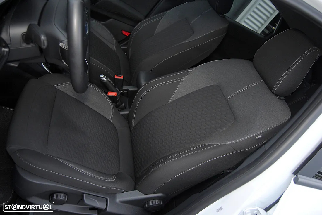 Ford Puma 1.0 EcoBoost MHEV Titanium - 20