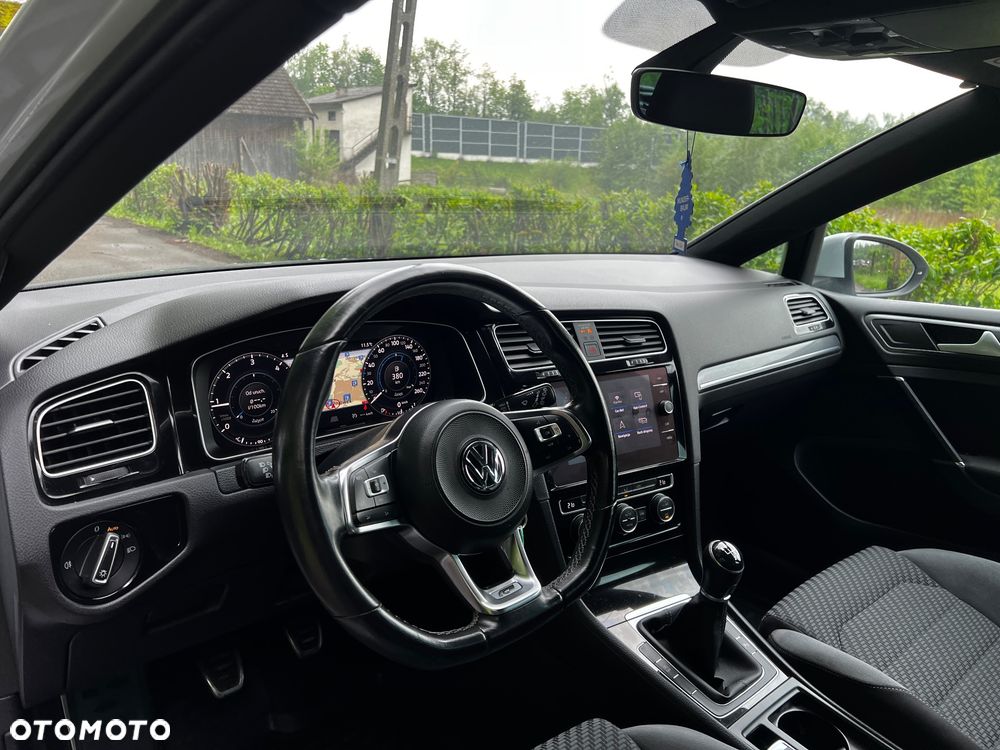 Volkswagen Golf 1.6 TDI BMT Highline - 16