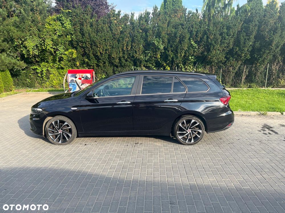 Fiat Tipo 1.4 T-Jet 16v Lounge - 3