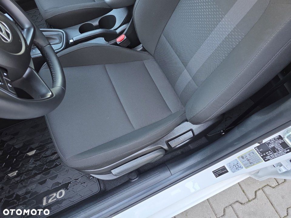 Hyundai i20 - 22