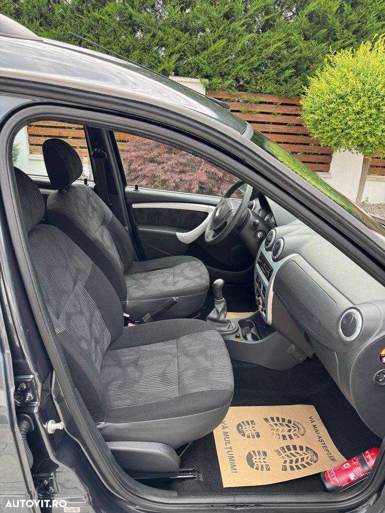 Dacia Logan - 11