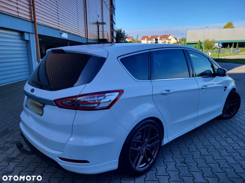 Ford S-Max 2.0 TDCi Titanium PowerShift - 6
