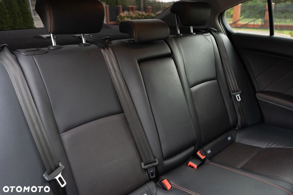 Toyota Avensis 2.0 D-4D PowerBoost Premium - 26