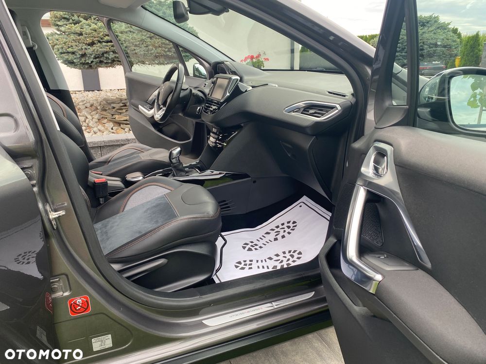 Peugeot 2008 1.2 Pure Tech GPF Crossway S&S - 36