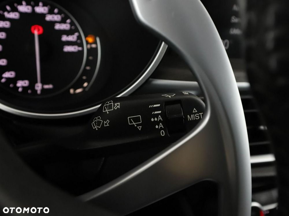 Alfa Romeo Stelvio 2.0 Turbo 16V AT8-Q4 Lusso - 34