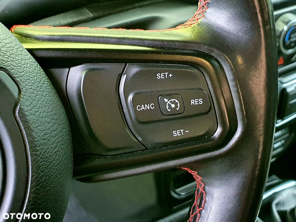 Jeep Wrangler - 13