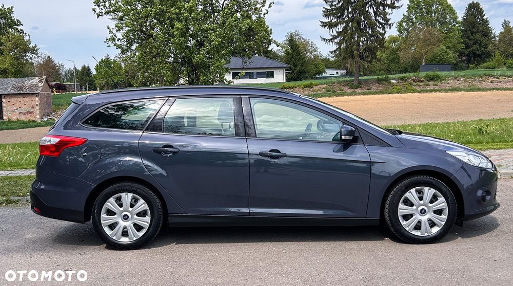Ford Focus 1.0 EcoBoost Trend - 37