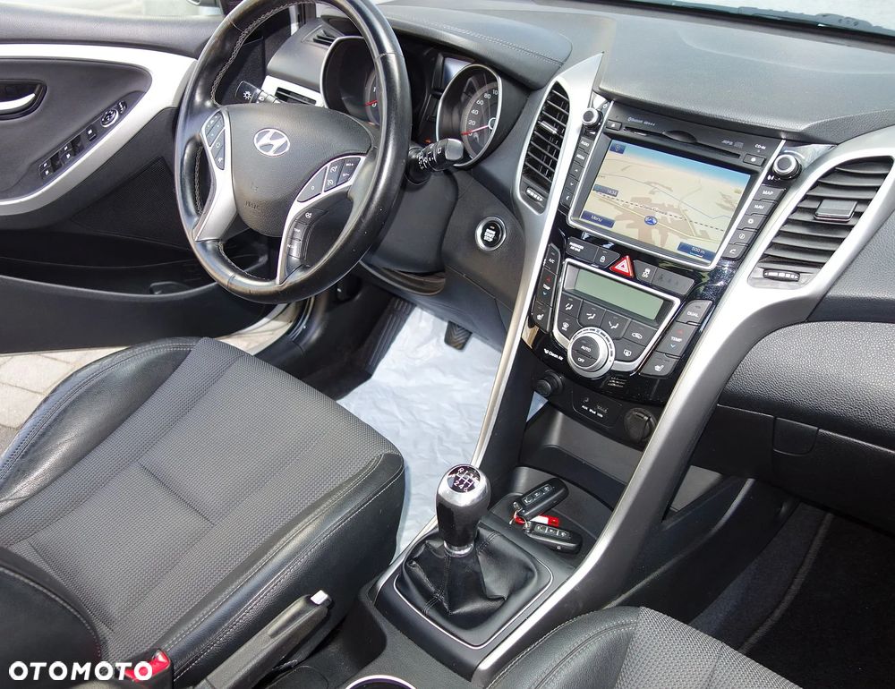 Hyundai i30 1.6 Fifa World Cup Edition - 36