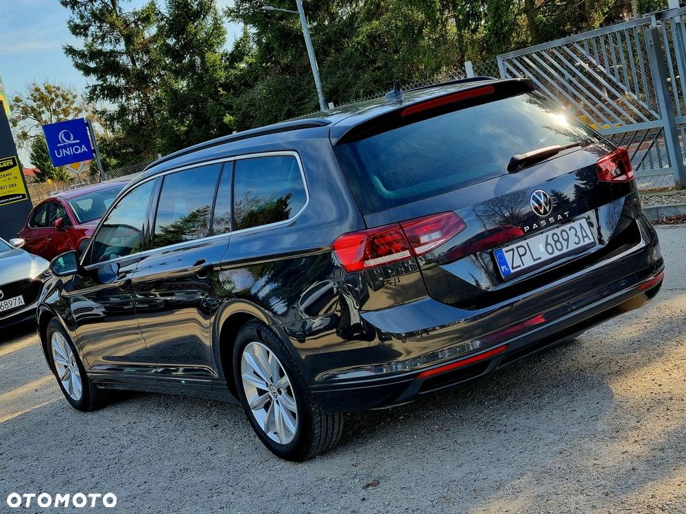 Volkswagen Passat - 8