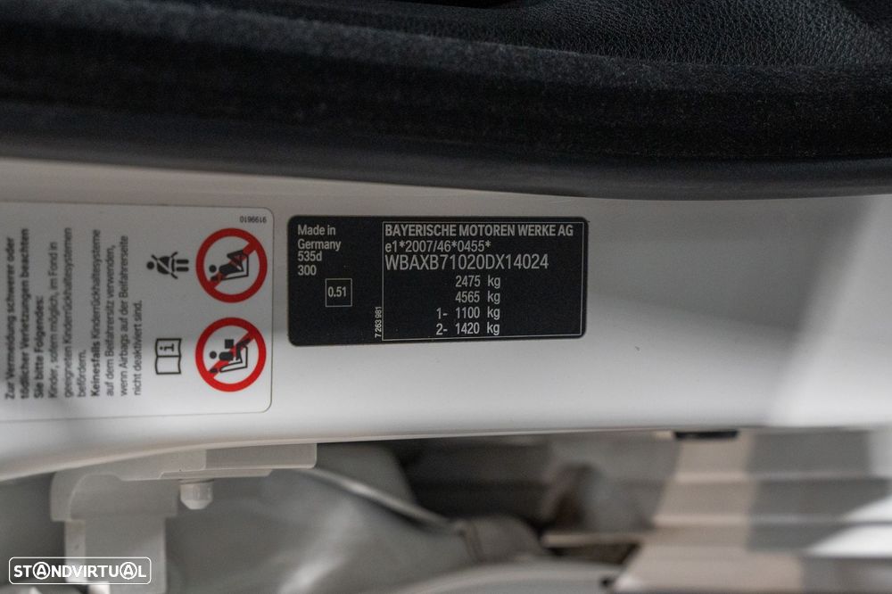 BMW 535 d Pack M Auto - 38