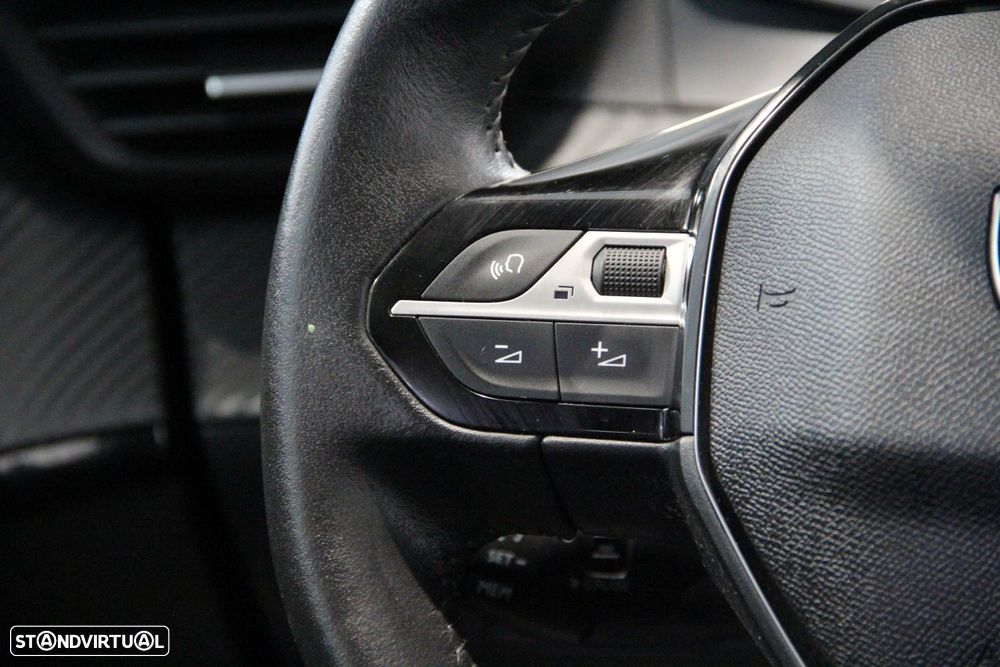 Peugeot 208 1.2 PureTech Active - 10