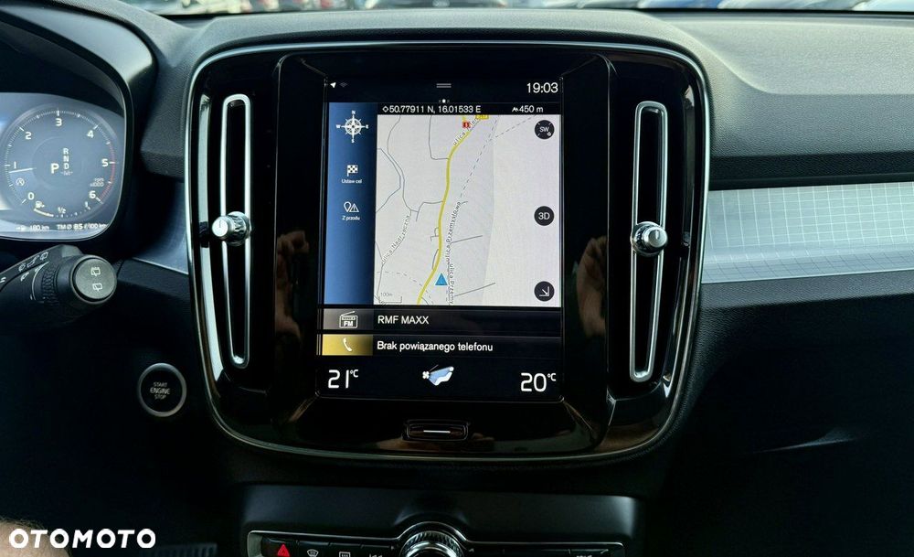 Volvo XC 40 D3 AWD Momentum Pro - 18