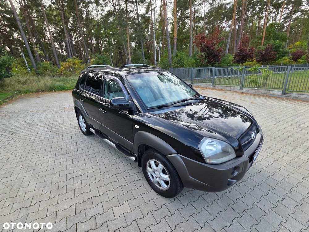Hyundai Tucson 2.0 CRDi Elegance + - 28